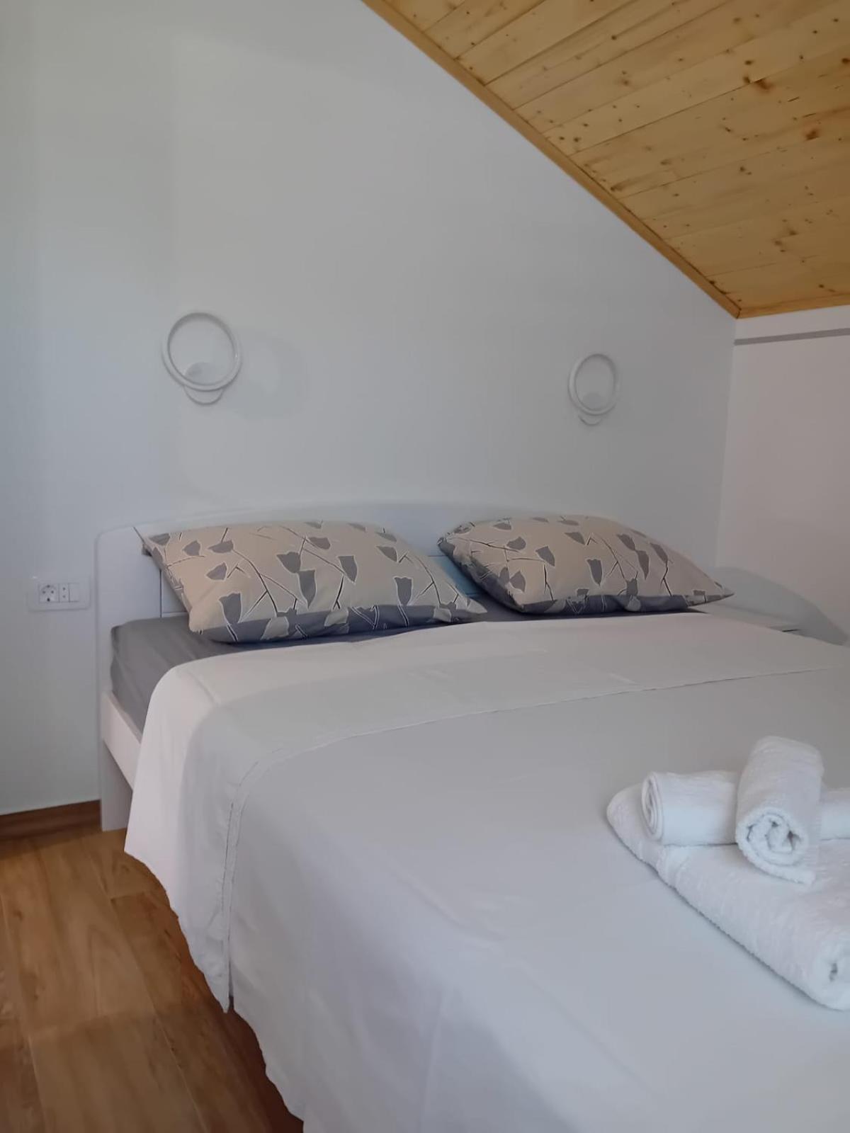 Apartment Mrkic Биоград-на-Мору Экстерьер фото